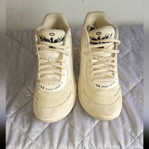 PUMA MB.02 "Whispers", a signature basketball shoe from LaMelo Ball. Size 8.5